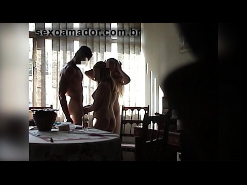 ❤️ Секс приятели канят гигантски мъж и тройка с него ❌ Порно в bg.pornxlxx.ru ❌